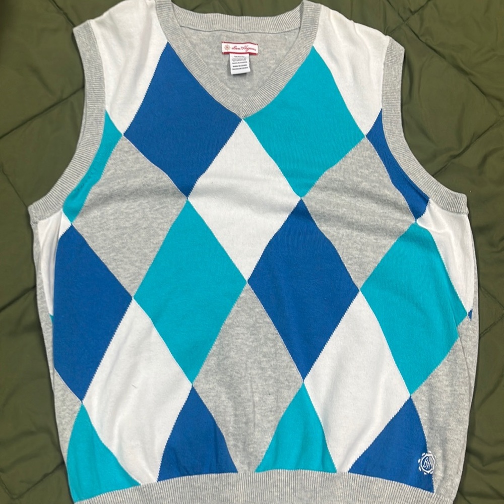 Golf vest like new hundred percent cotton